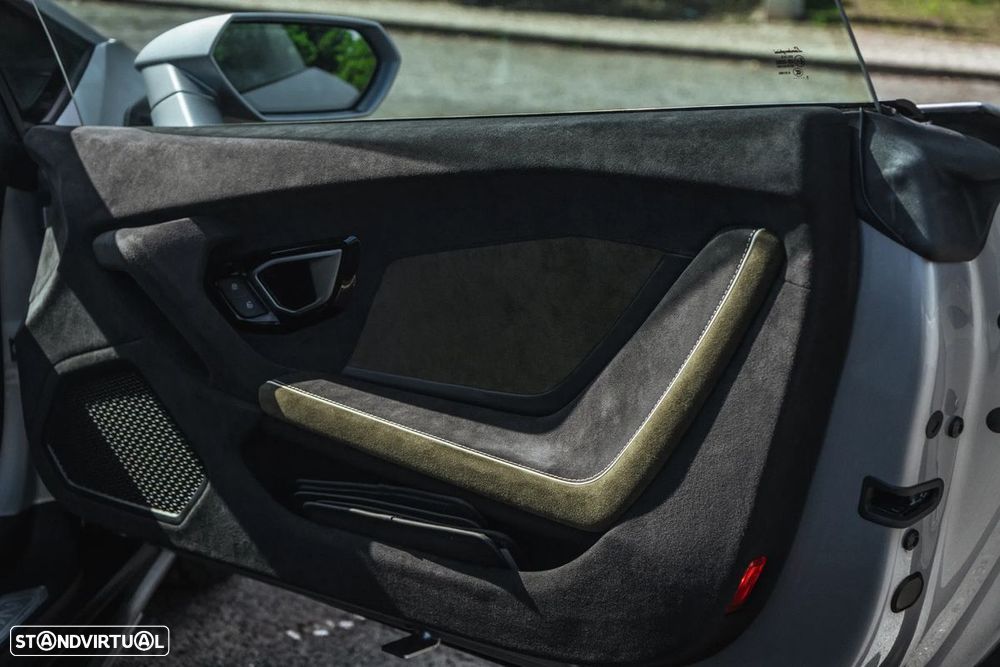 Lamborghini Huracán STerrato - 17