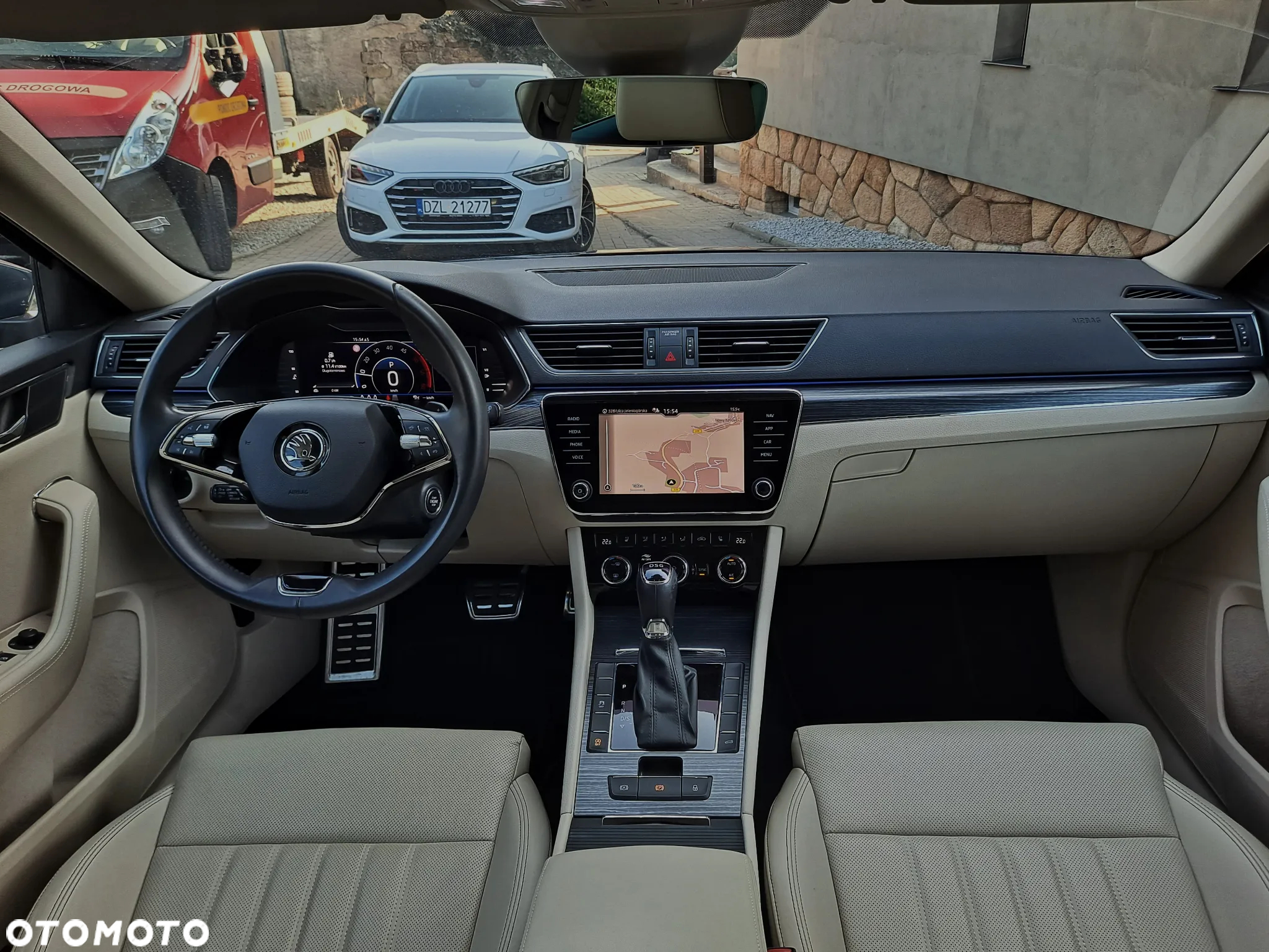 Skoda Superb 2.0 TDI DSG Premium Edition - 13