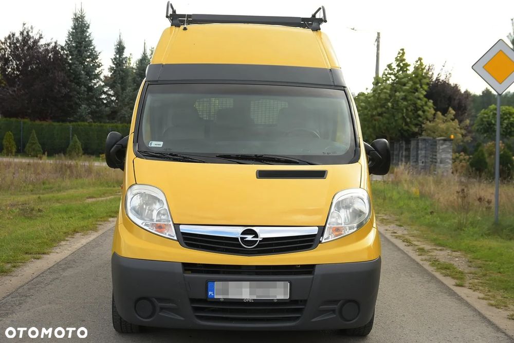 Opel Vivaro - 13