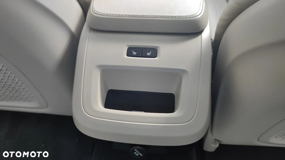 Volvo S90 D4 Inscription - 31