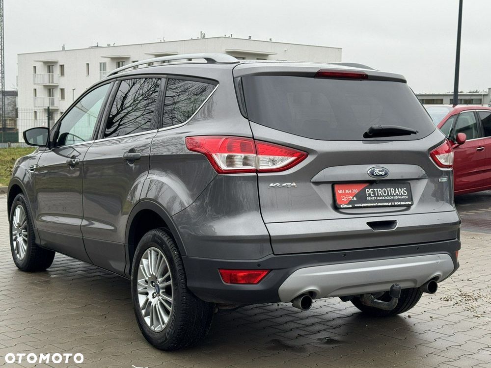 Ford Kuga 1.6 EcoBoost 2x4 Titanium - 8