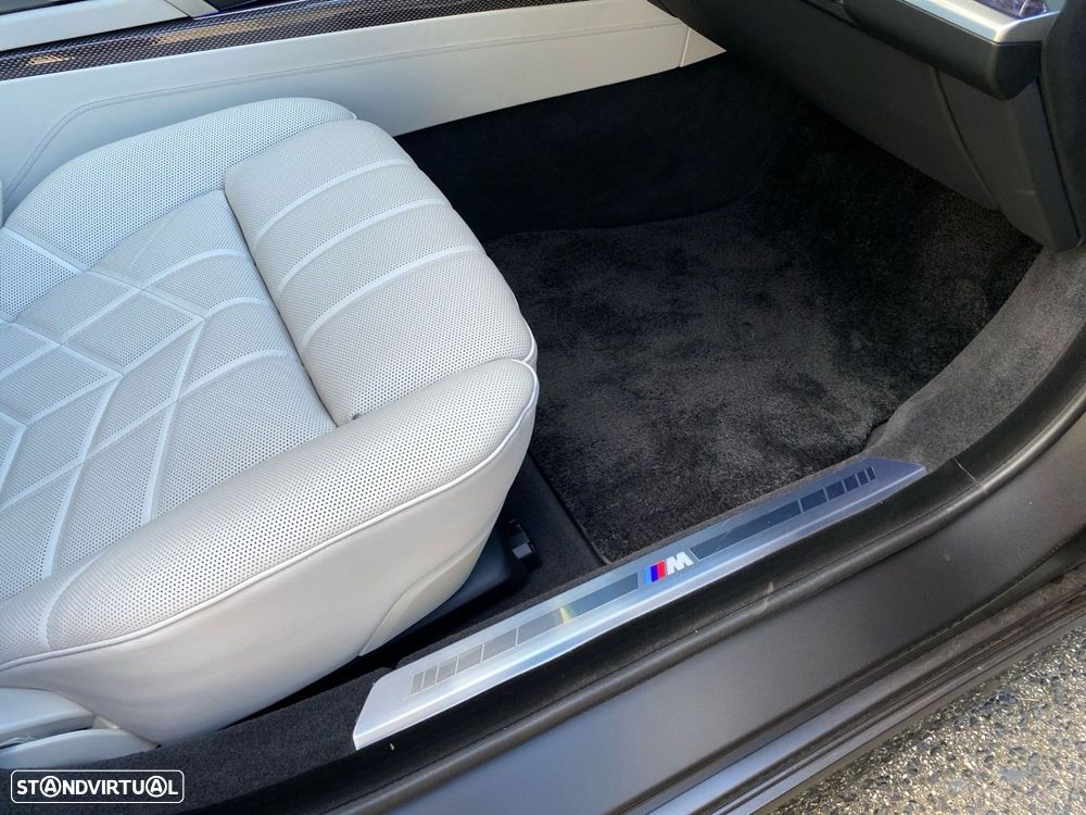 BMW 760 M760e xDrive - 24