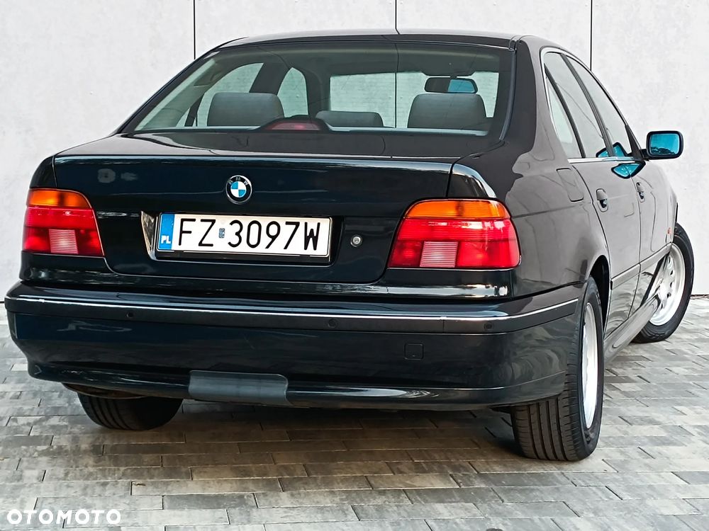 BMW Seria 5 - 16