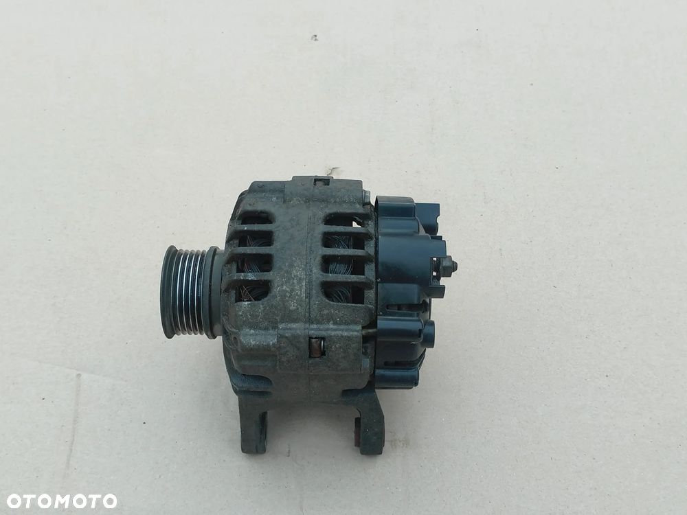 ALTERNATOR 8200810621C TG9B053 DACIA RENAULT 1.6 BENZYNA - 2