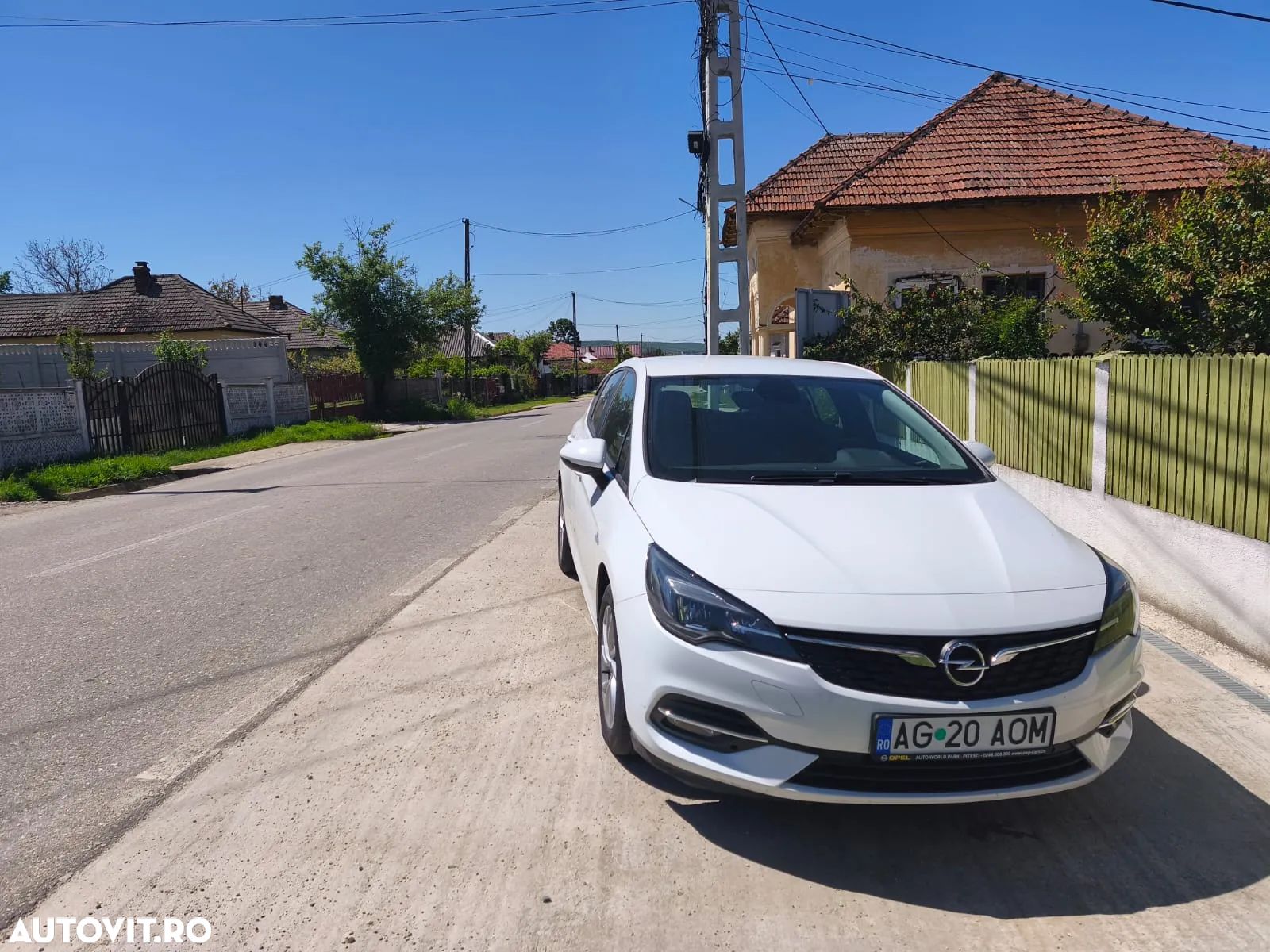 Opel Astra 1.2 Turbo Start/Stop Elegance - 1