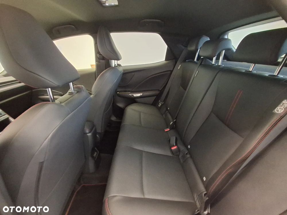 Lexus LBX 1.5 Hybrid Emotion - 20