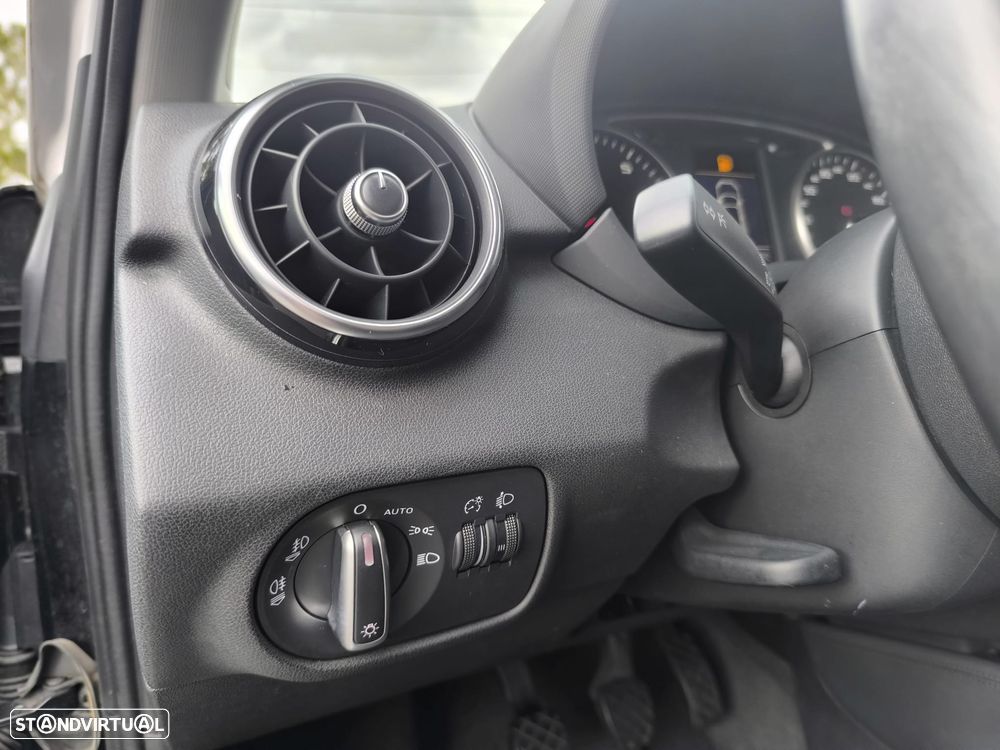 Audi A1 1.2 TFSI Sport - 35
