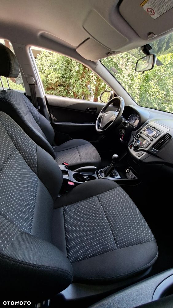 Hyundai i30 1.4 Blue Comfort - 16