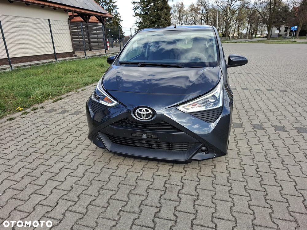 Toyota Aygo x-play club - 2