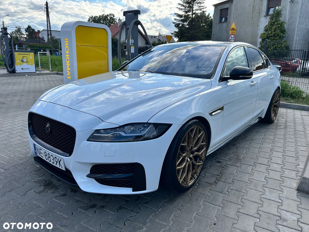 Jaguar XF 3.0 V6 Kompressor AWD - 1