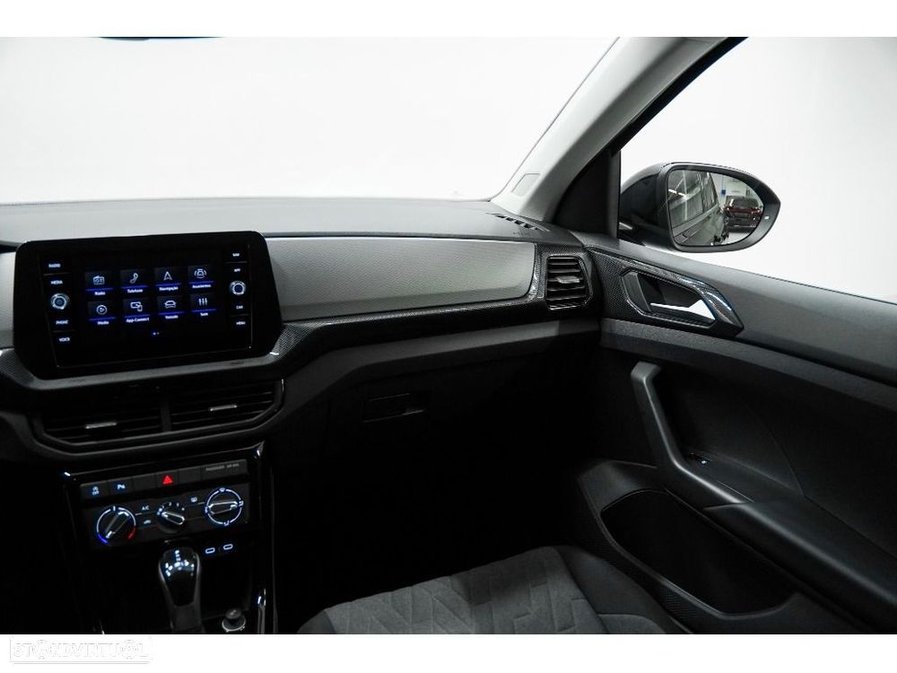 VW T-Cross 1.0 TSI Urban DSG - 17