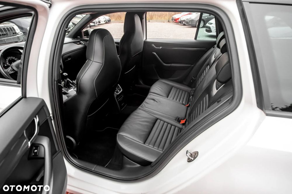 Skoda Octavia 2.0 TSI (Green tec) RS - 20