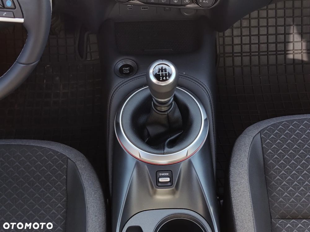 Nissan Juke 1.0 DIG-T N-Connecta - 12