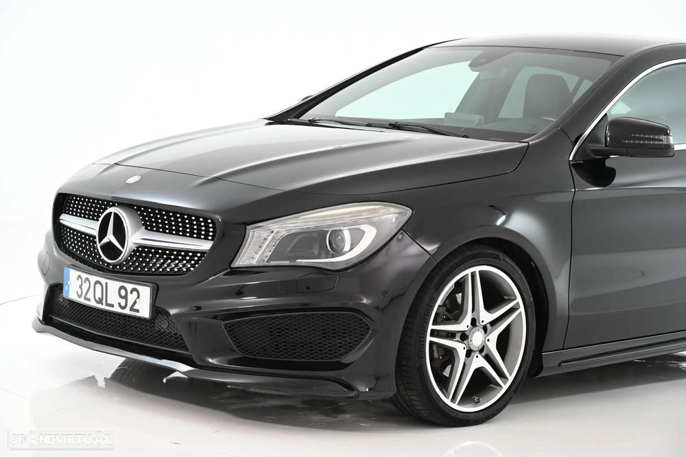 Mercedes-Benz CLA 200 d Shooting Brake AMG Line - 13