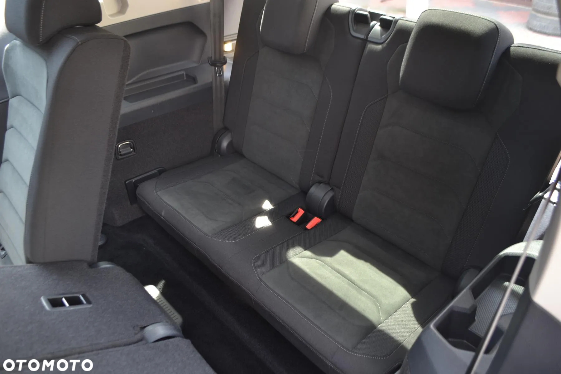 Volkswagen Tiguan Allspace 2.0 TSI 4Mot Comfortline DSG 7os - 12