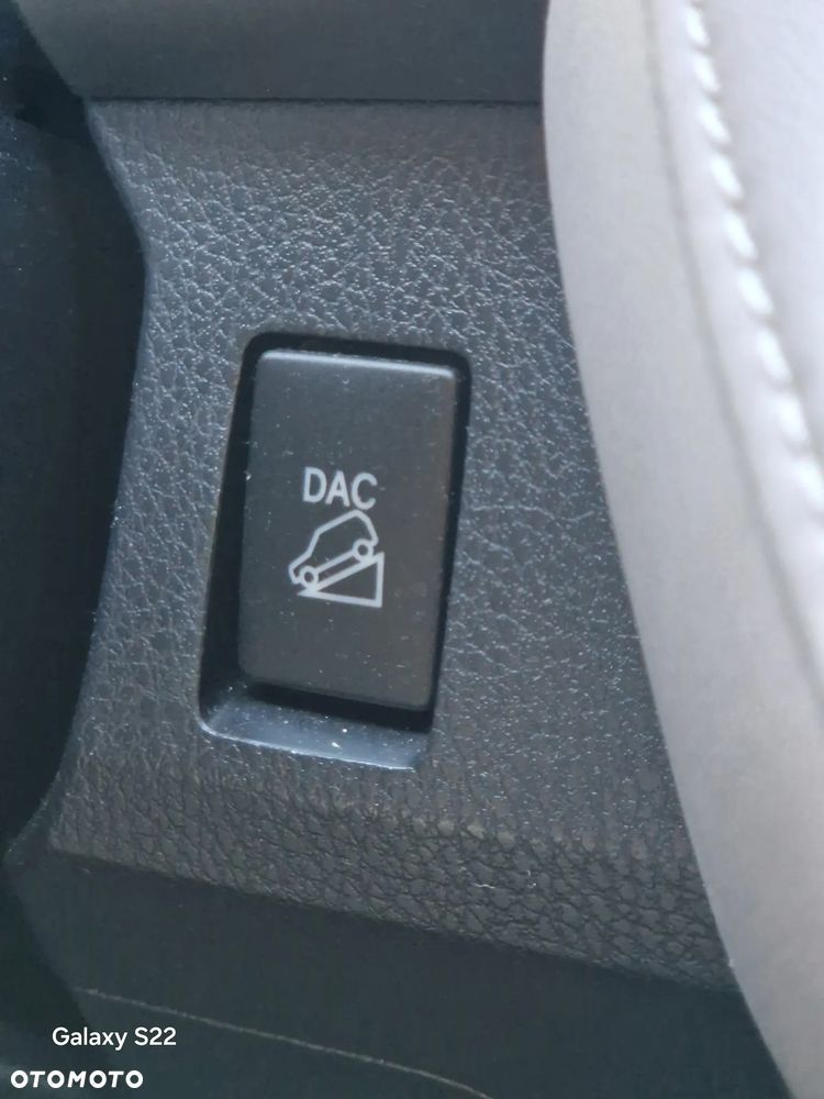 Toyota RAV4 2.2 D-CAT Prestige - 24