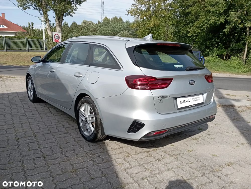 Kia Ceed 1.5 T-GDI M - 19