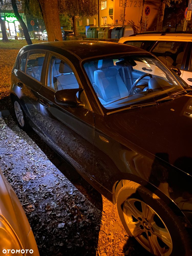 BMW Seria 1 116d DPF - 12