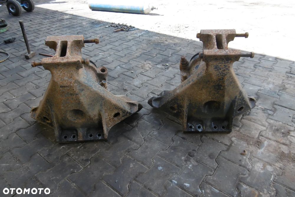 Kołyska zawieszenie resora Man TGS TGS 8x4 6x4 8x8 - 2