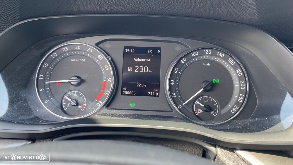 Skoda Octavia Break 2.0 TDI Ambition DSG - 9