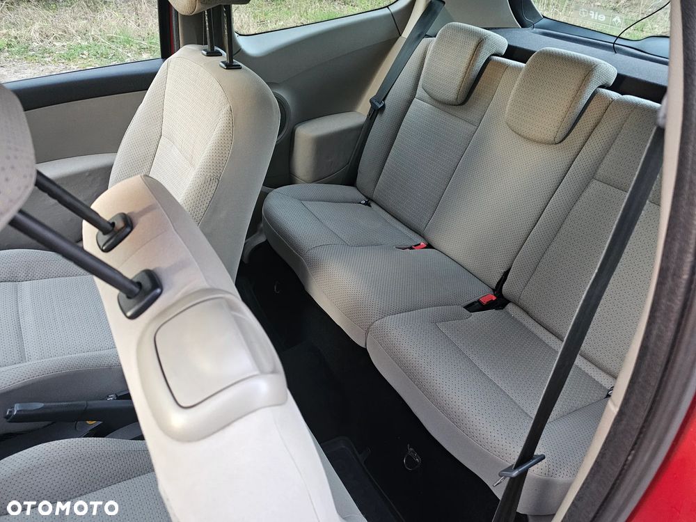 Renault Clio - 7