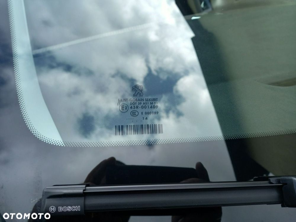 Peugeot 2008 1.6 VTi Allure - 15