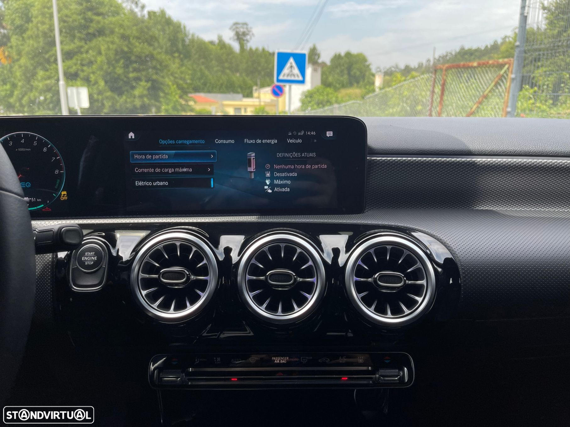 Mercedes-Benz A 250 - 25