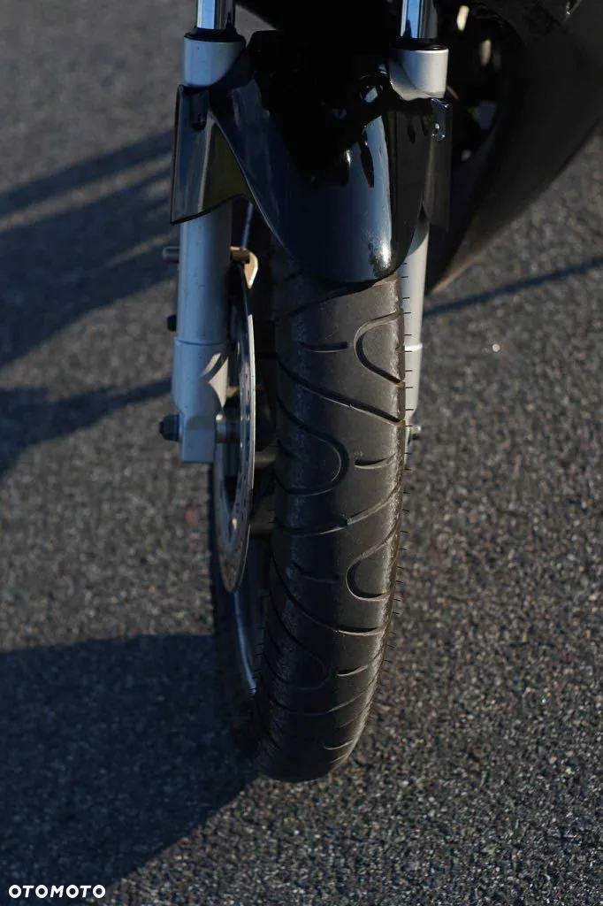 Honda CBR - 7