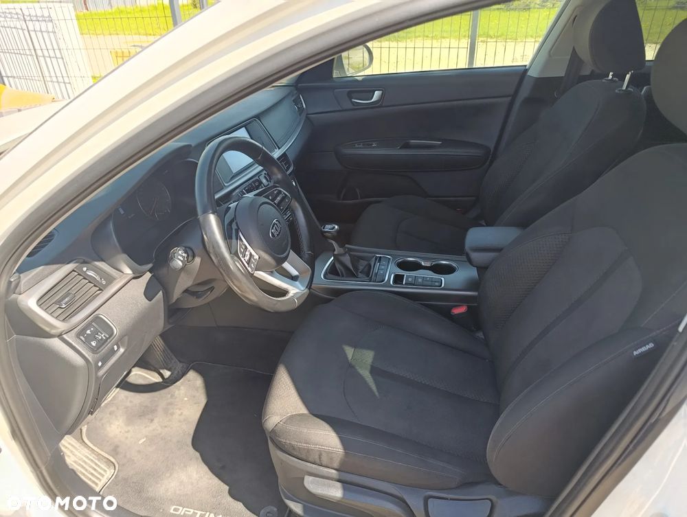 Kia Optima 2.0 XL - 21