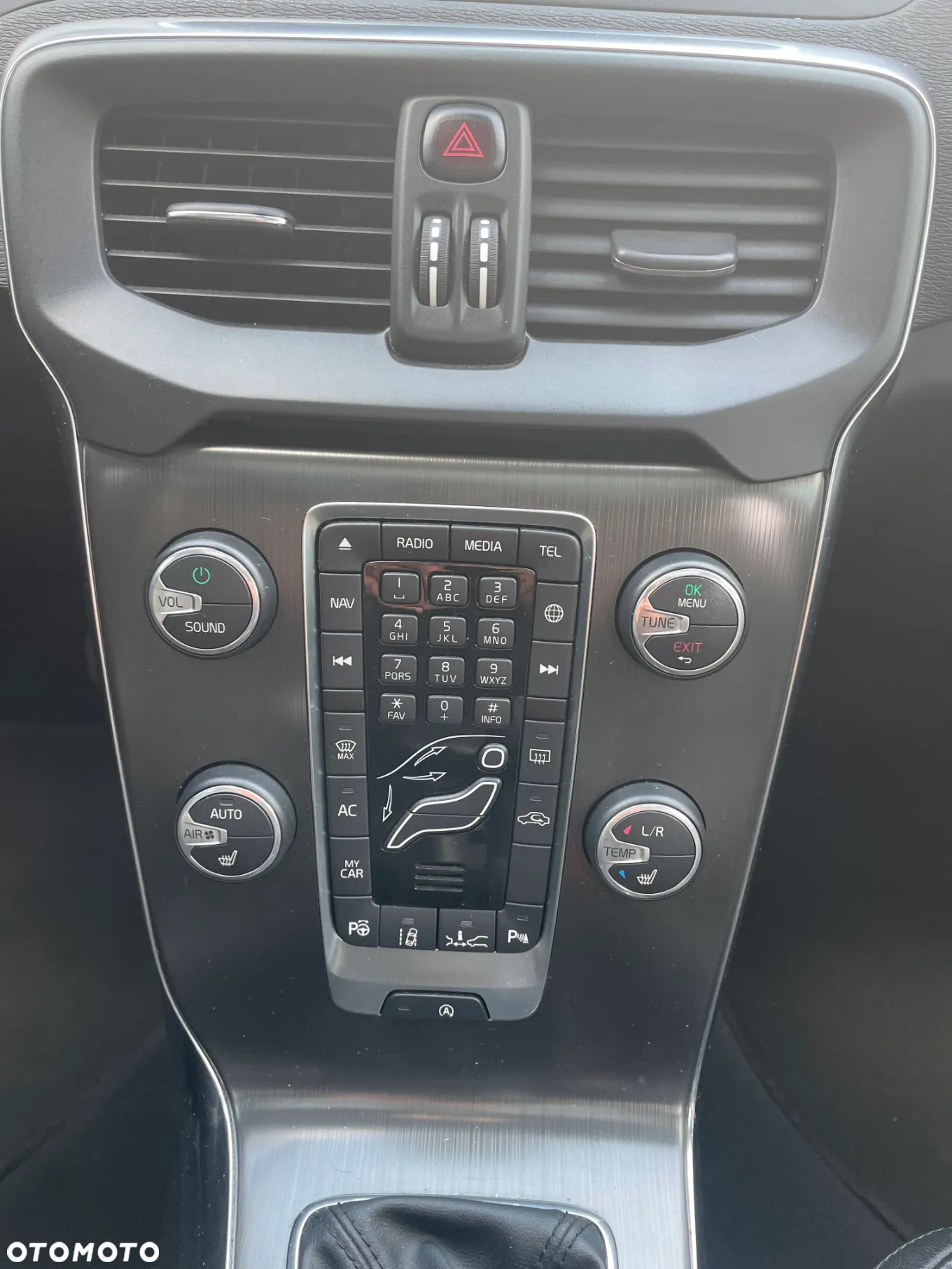 Volvo V40 D2 Summum - 9