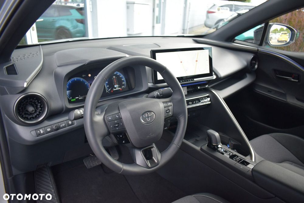 Toyota C-HR - 12