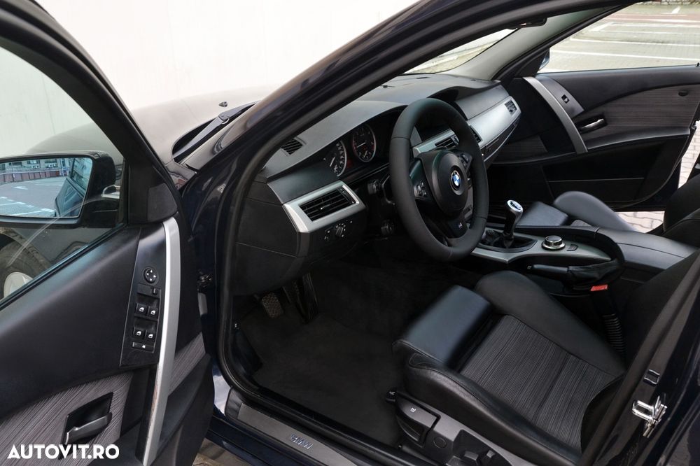BMW Seria 5 520d Touring - 14