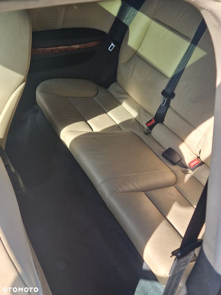 Audi A3 3-drzwiowe 2.0 FSI Ambiente - 16