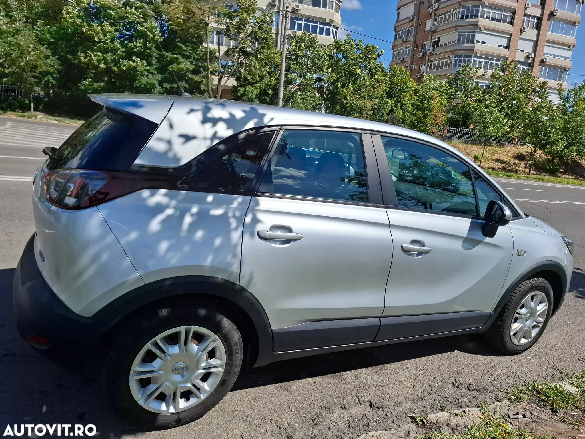 Opel Crossland - 38