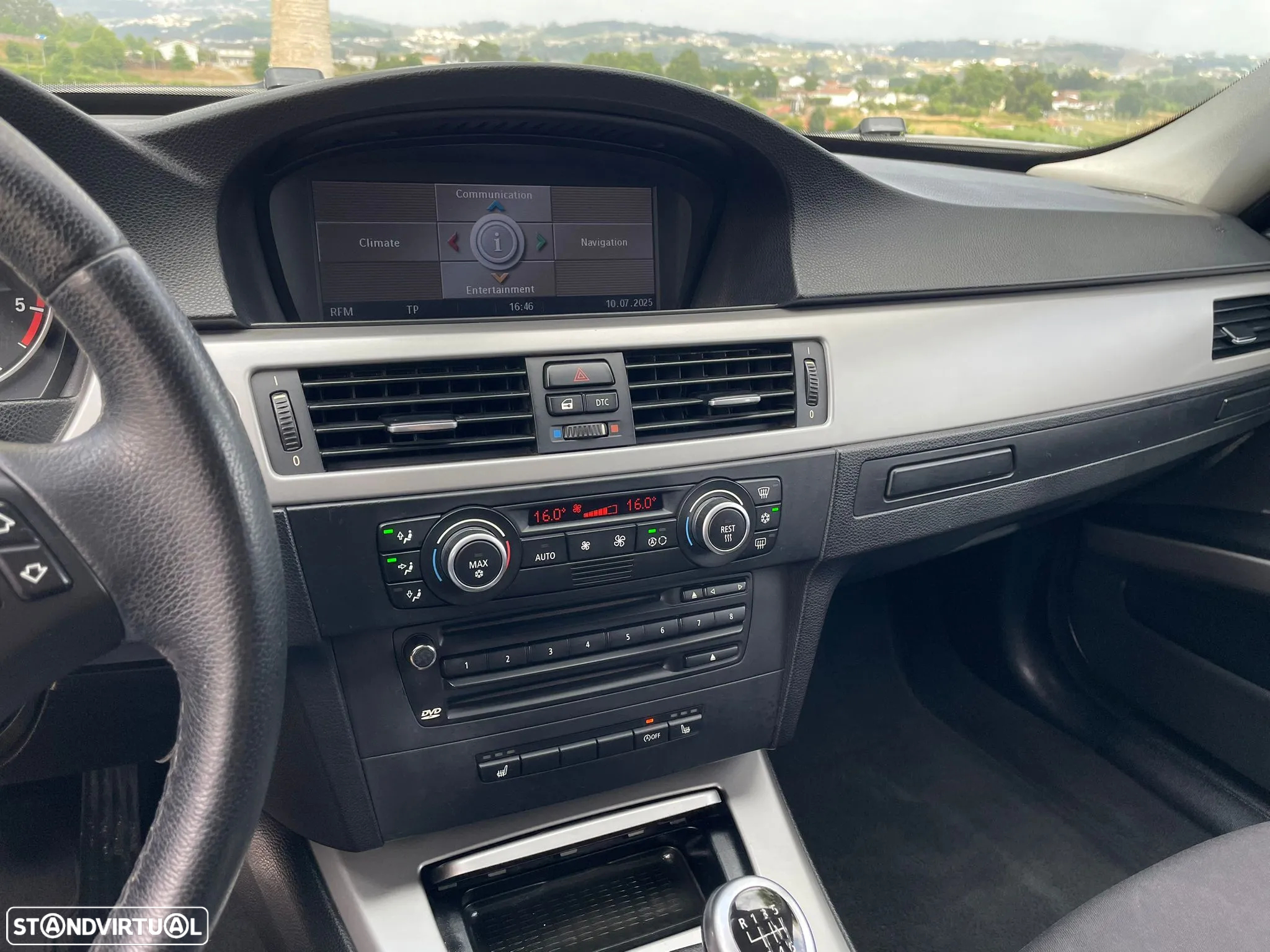 BMW 320 d Touring Navigation Sport - 10