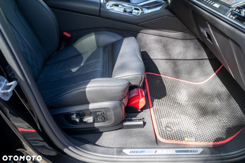 BMW X6 - 16