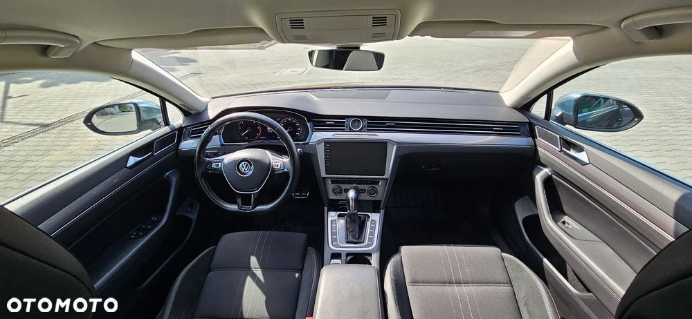 Volkswagen Passat - 5