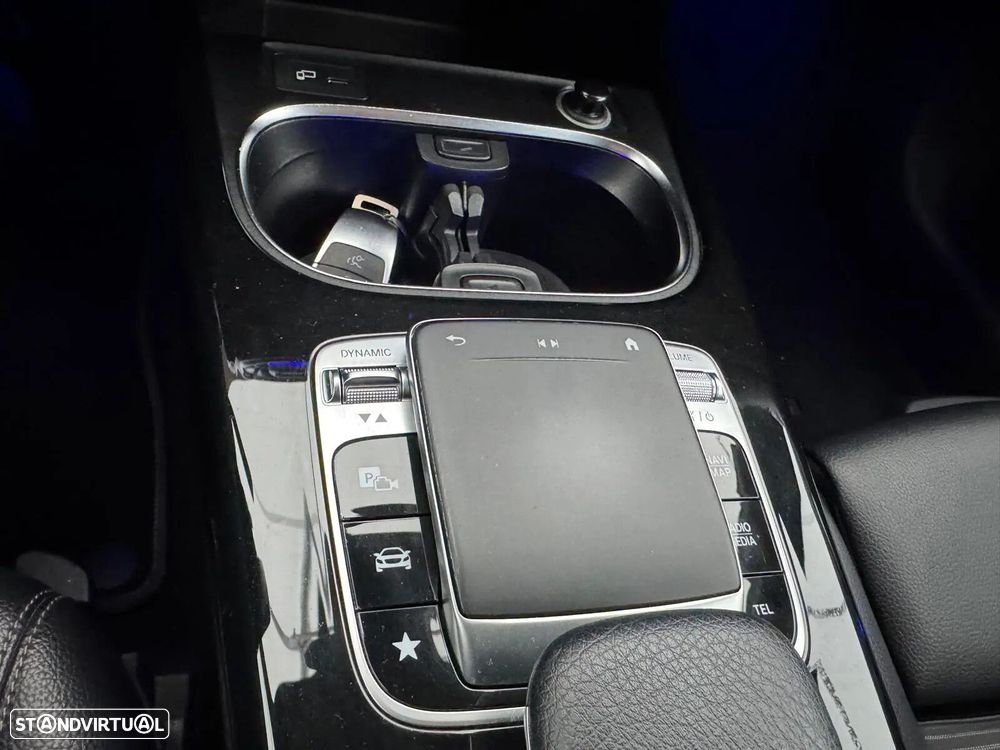 Mercedes-Benz A 180 Limousine d 7G-DCT Progressive - 14