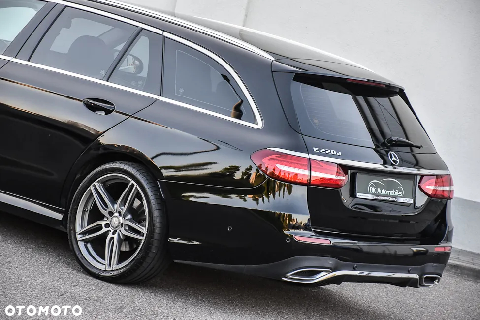 Mercedes-Benz Klasa E 220 d T 9G-TRONIC AMG Line - 11