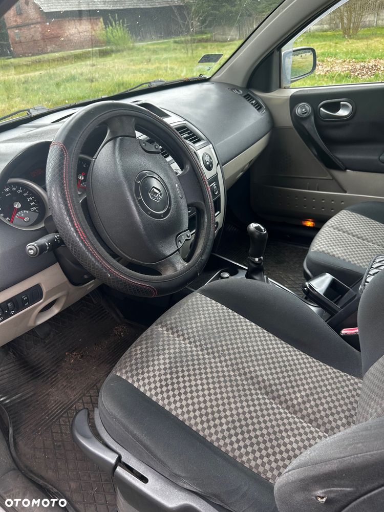 Renault Megane - 5