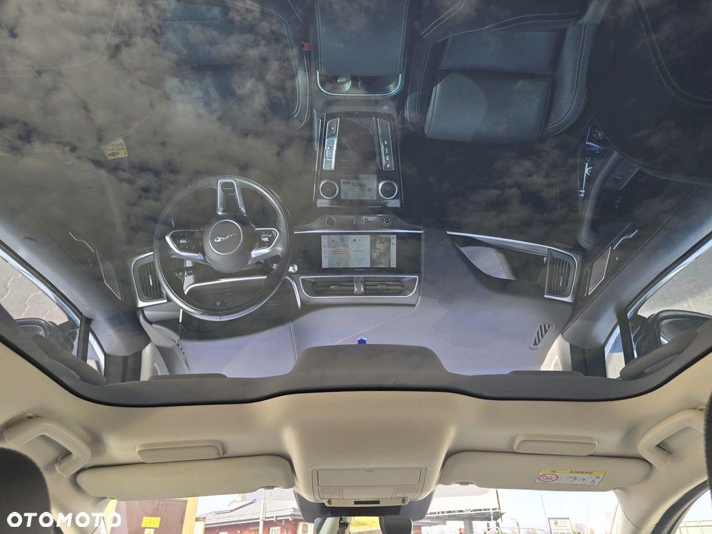 Jaguar I-Pace - 22