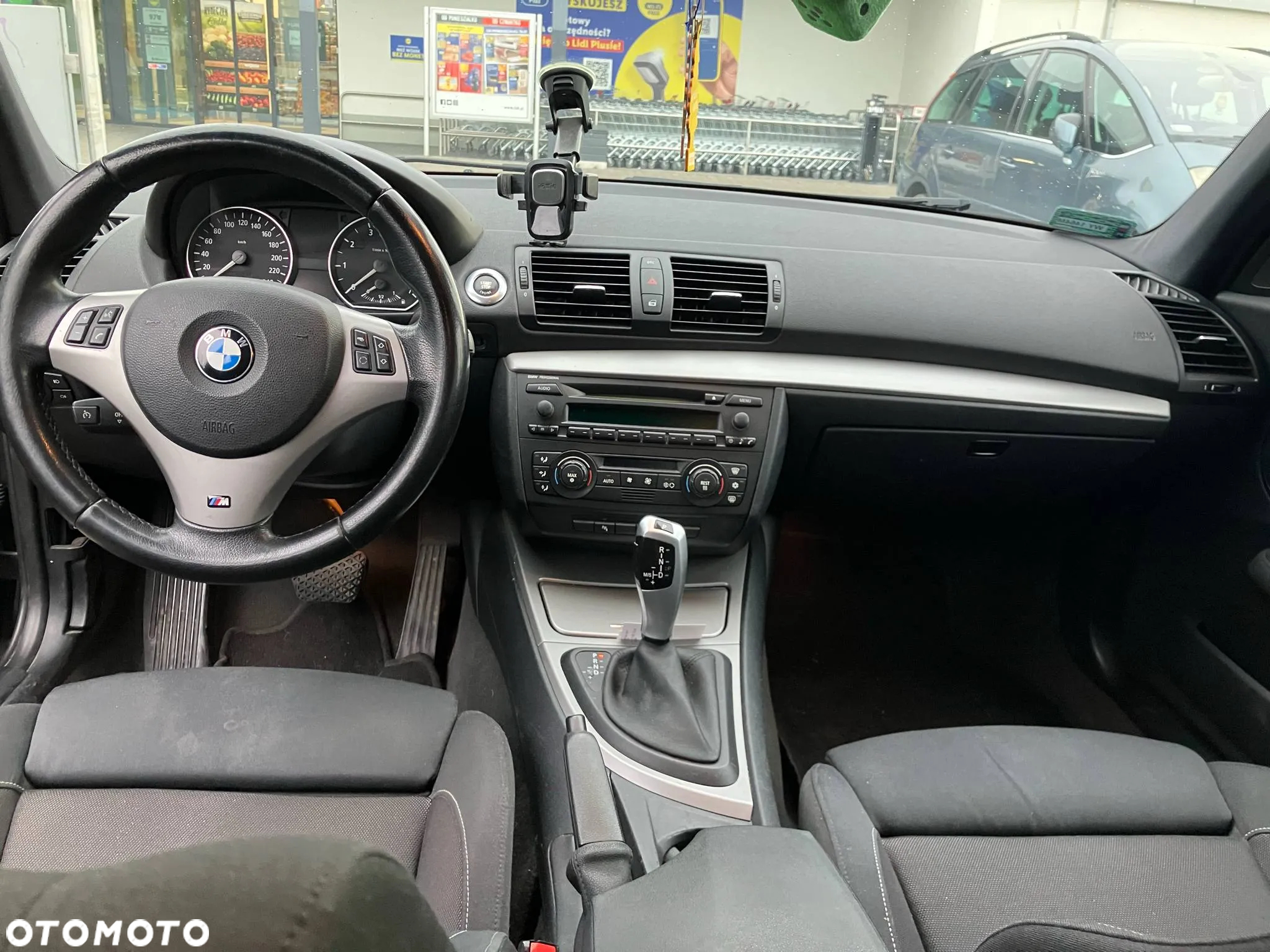 BMW Seria 1 120i - 9