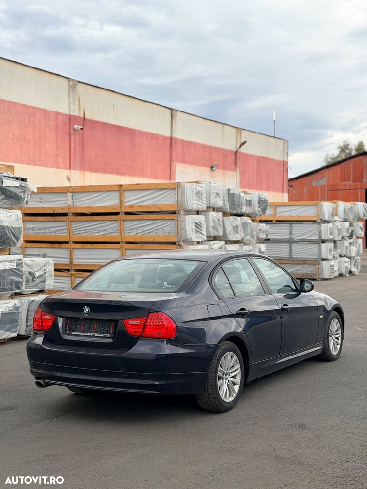 BMW Seria 3 320d - 6
