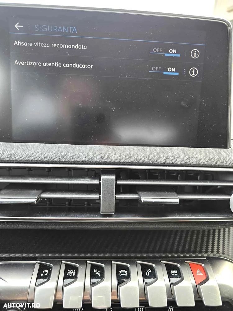 Peugeot 3008 PureTech 130 Stop & Start GPF EAT8 Allure - 7