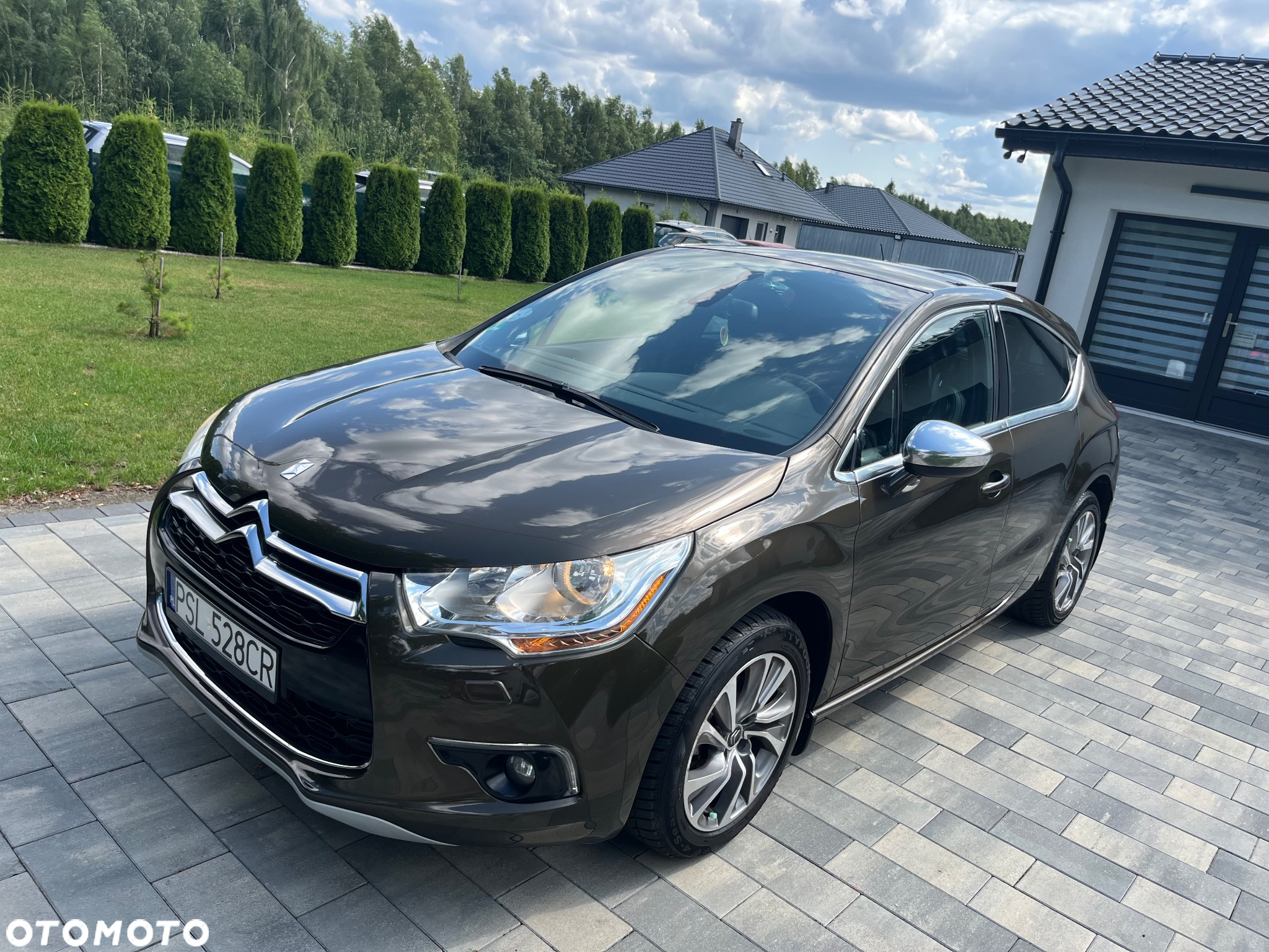 Citroën DS4 1.6 e-HDi SoChic MCP - 11