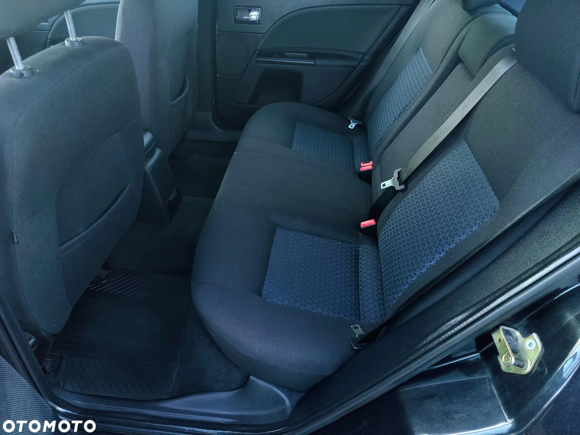 Ford Mondeo - 7