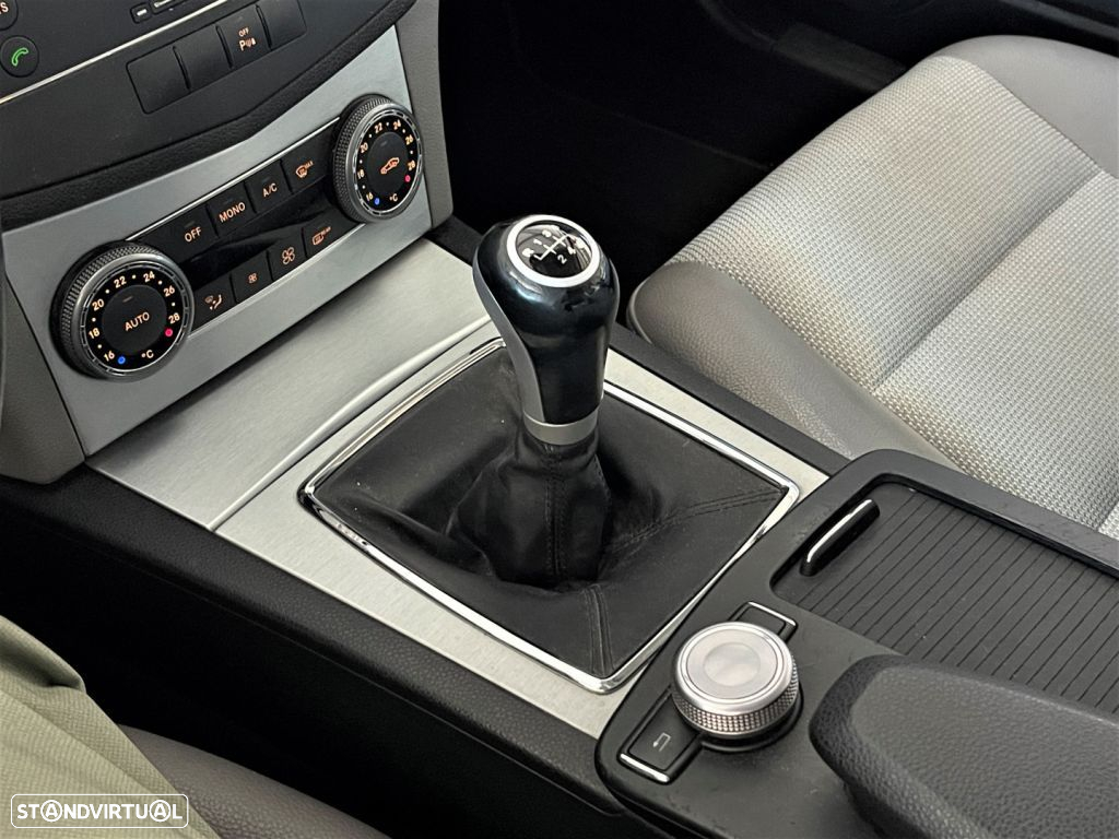 Mercedes-Benz C 220 CDi Avantgarde - 32