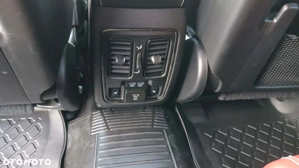 Dodge Durango 6.4 SRT - 30