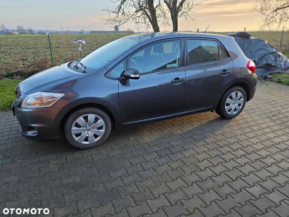 Toyota Auris 1.6 Active - 1