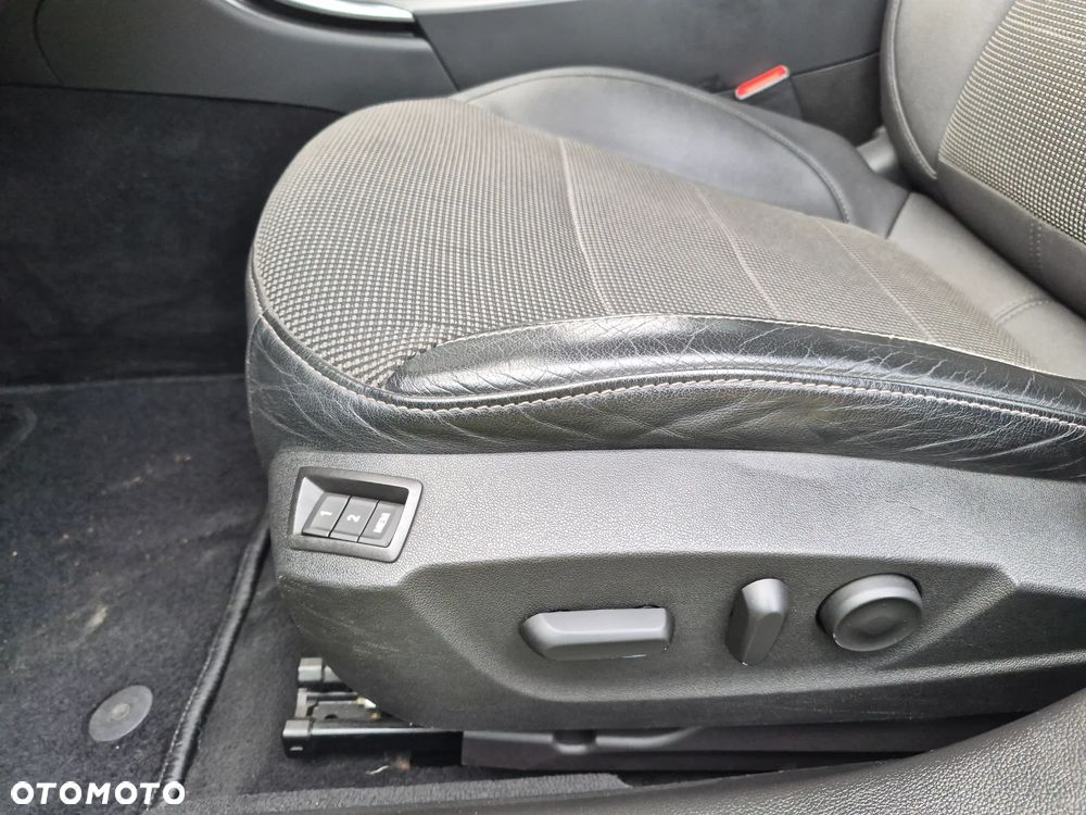 Opel Insignia 2.0 CDTI Cosmo - 10